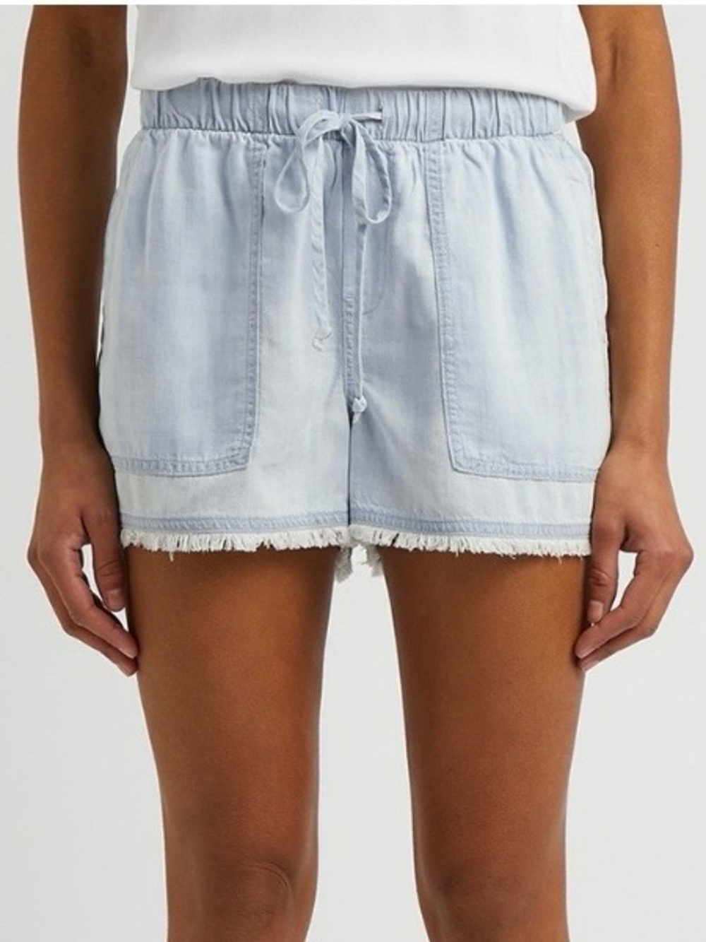 Bella Dahl Frayed Hem Chambray Pull-On Shorts
